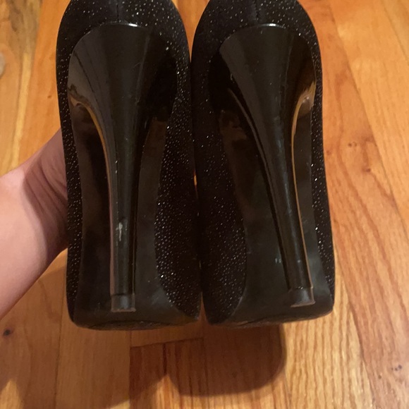 Black glittery Guess platform peep toe heel! - Picture 6 of 8